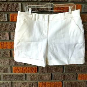 White Vince Camuto short